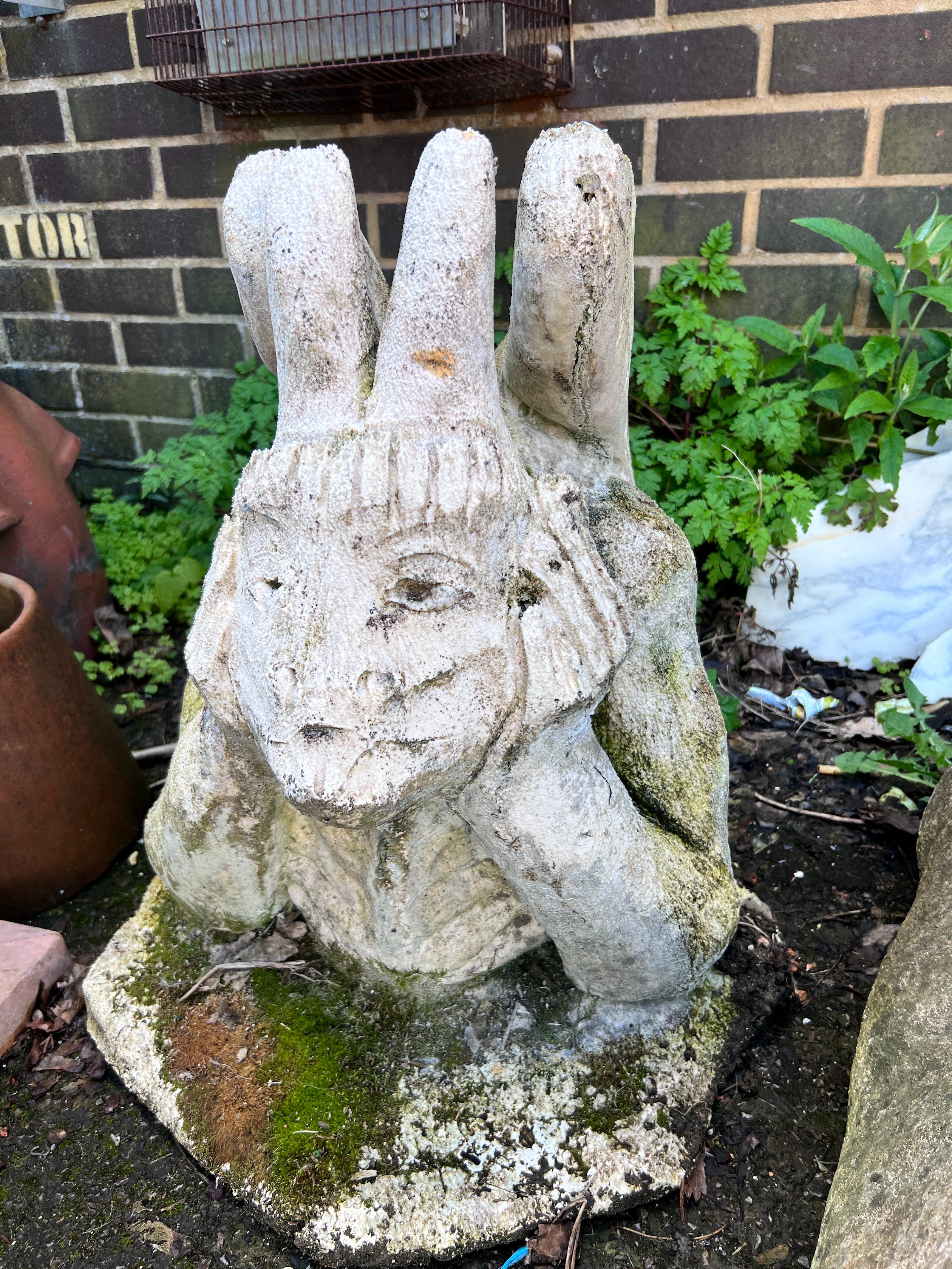A reconstituted stone gargoyle ornament, height 56cm *Please note the sale commences at 9am.